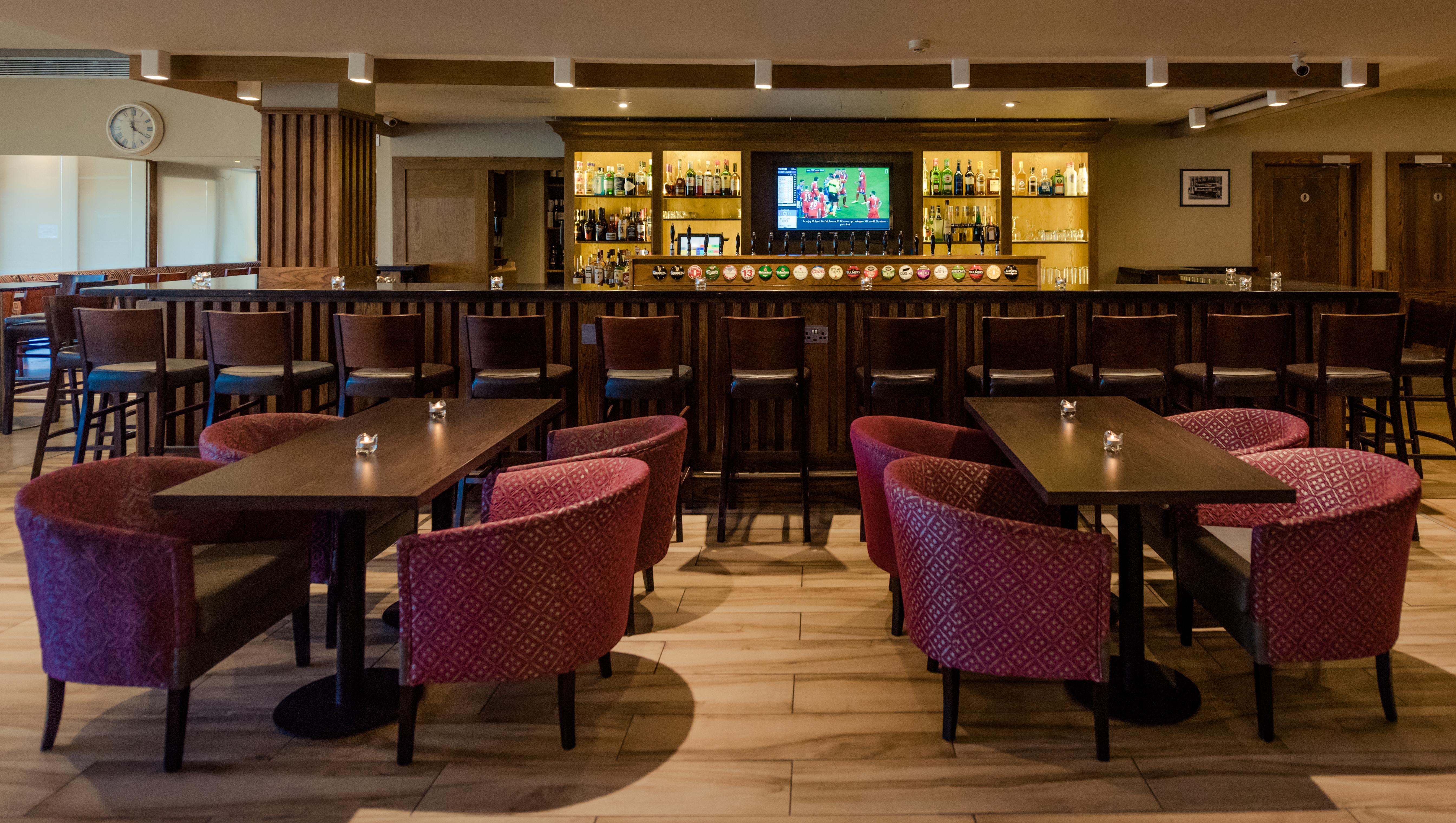 Rochestown Lodge Hotel Dun Laoghaire Exterior photo