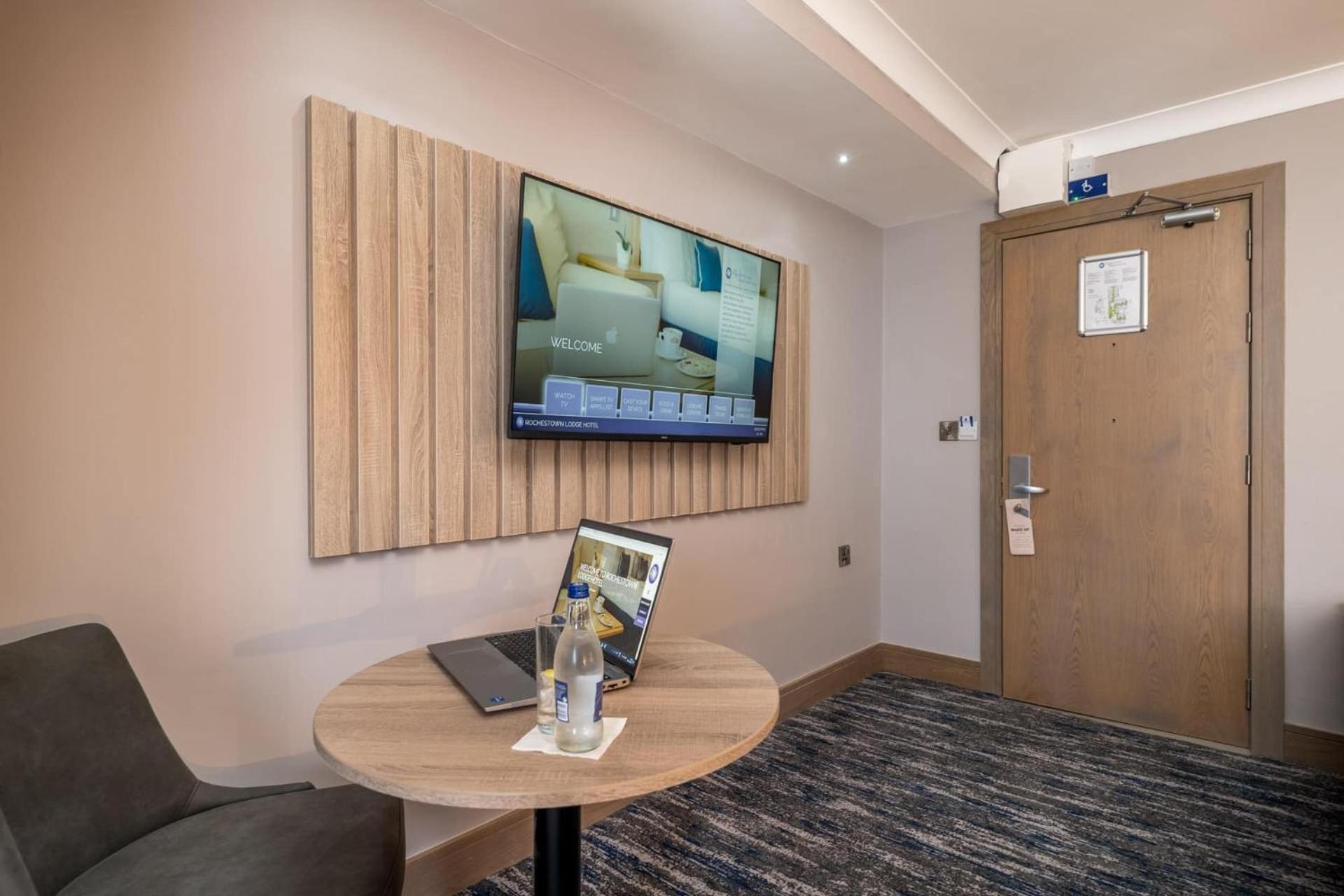 Rochestown Lodge Hotel Dun Laoghaire Exterior photo